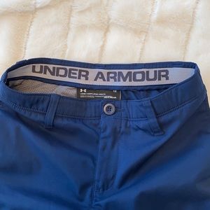 Under Armour shorts 12Y blue looks brand new